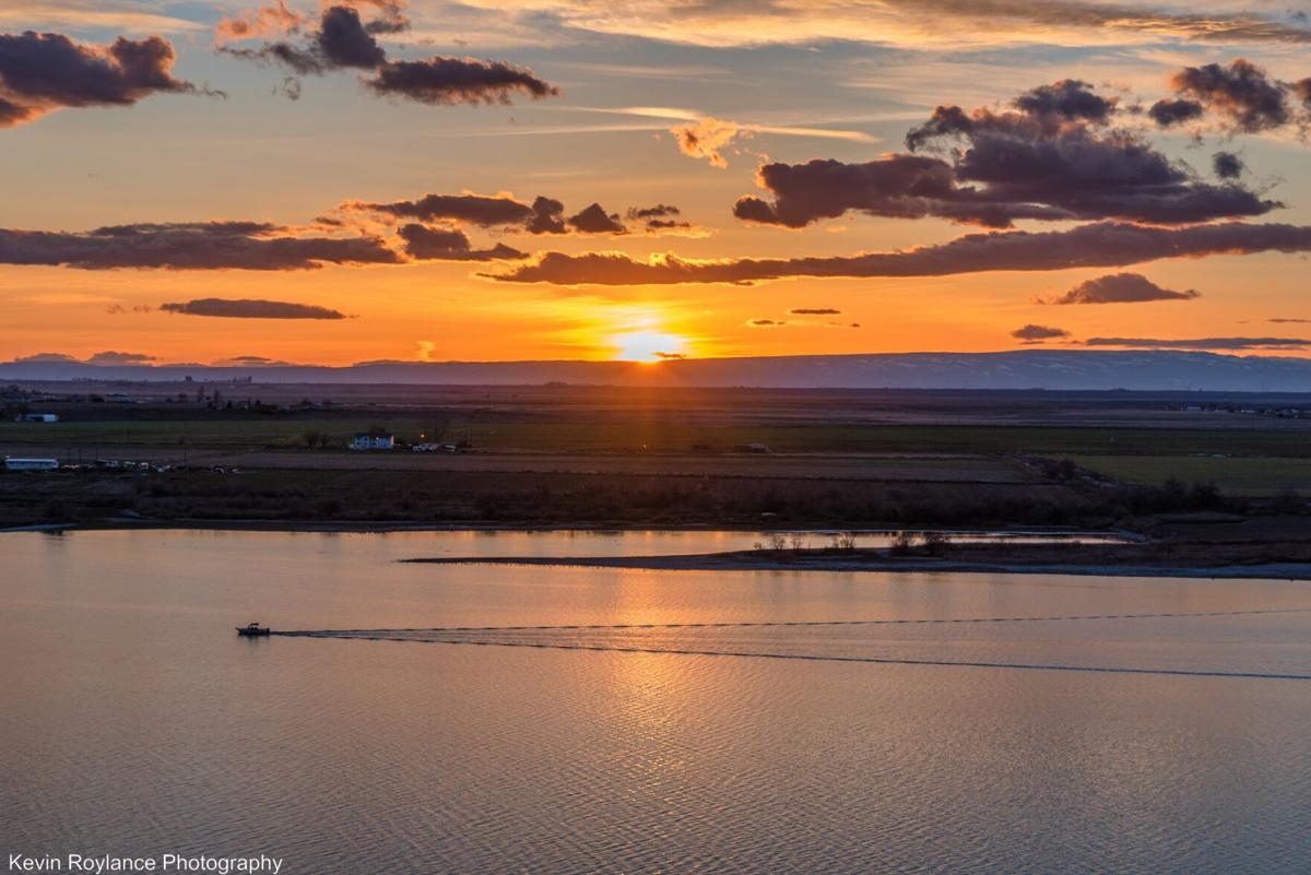 Columbia glass moses lake