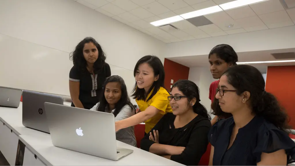 Cybersecurity schools near me