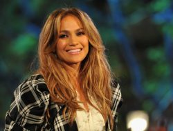 JLo Skin Care Kit  Unveiling Radiance