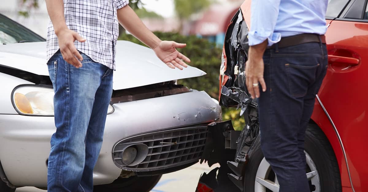 When to get a lawyer after a car accident