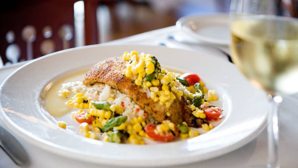 Bulldog Tours - Charleston Food Tours | Charleston Area CVB Bulldog Tours - Charleston Food Tours | Charleston Area CVB
